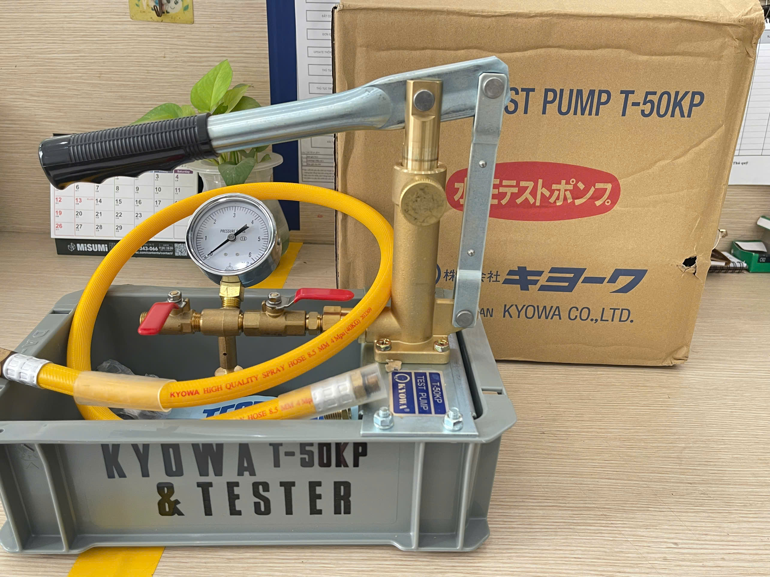 Bơm Thử Áp Lực Nước KYOWA T-50KP